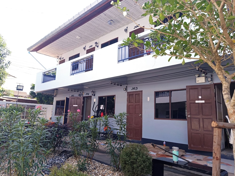 Baan Nuk Anong 4/67