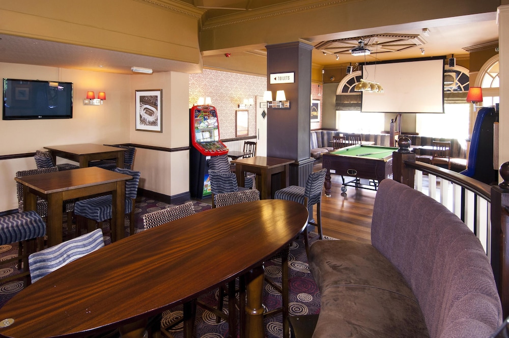 PREMIER INN LONDON GREENFORD 31/41