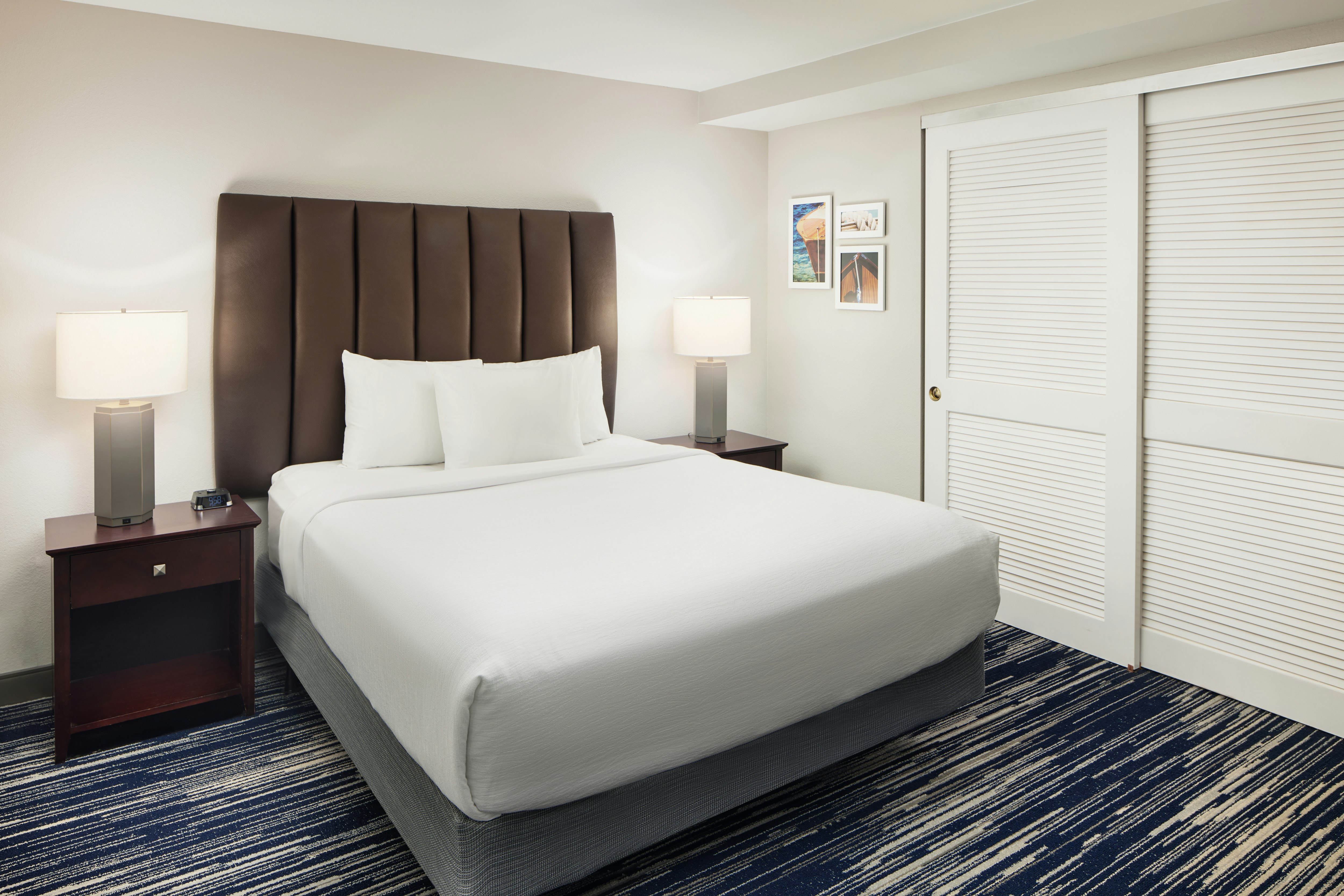 PREMIUM, SUITE, QUEEN BED, ACCESSIBLE