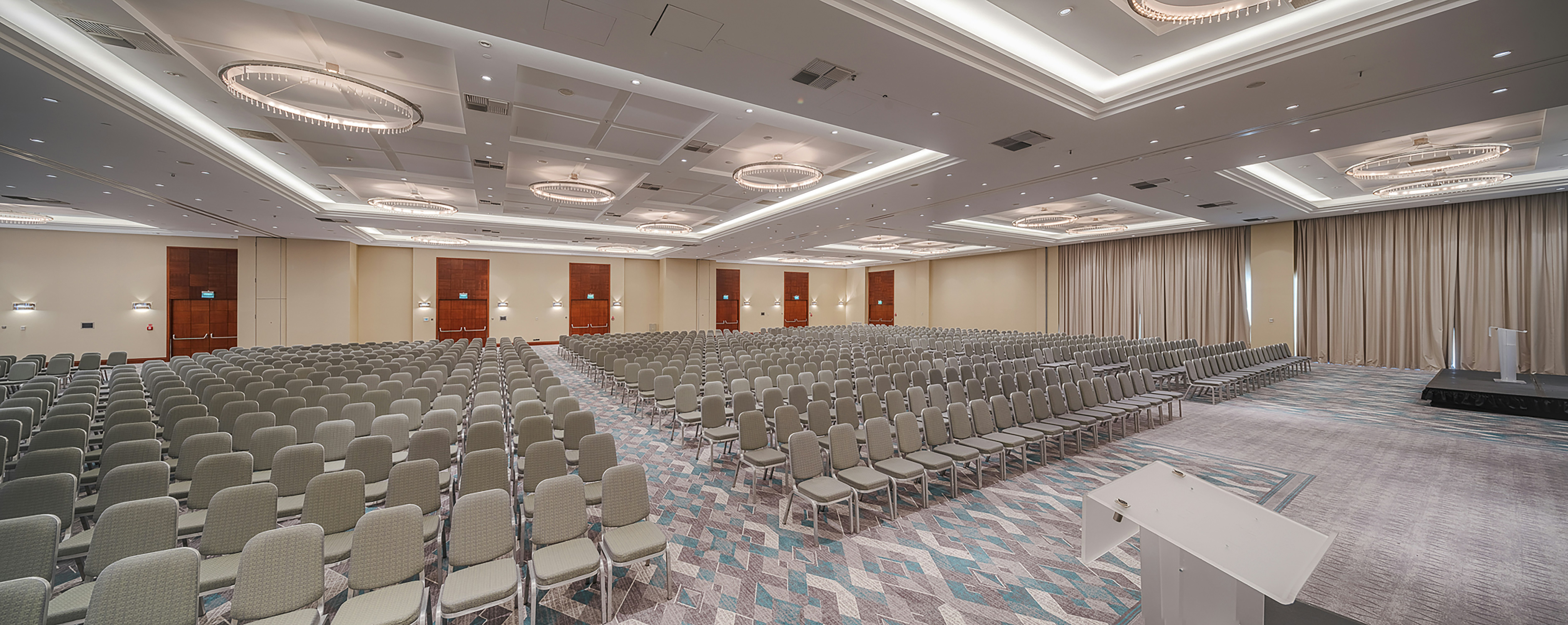 Hilton Warsaw City 66/72