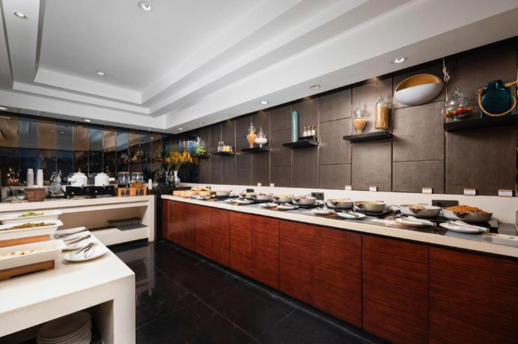 Echeng Hotel (Wuhan Optics Valley Pedestrian Street)، ووهان 13/84