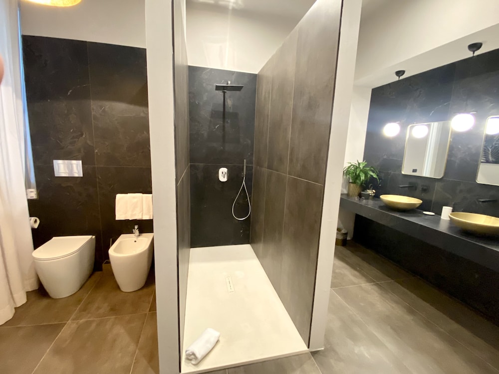 DESIGN, SUITE