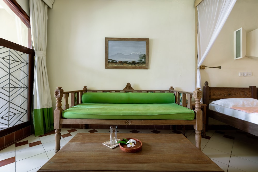 Severin Sea Lodge 37/63