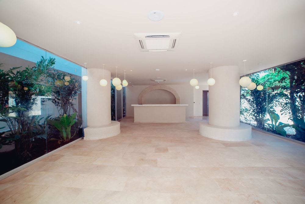 Hotel Loa 7/58