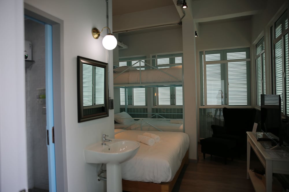 Latima Boutique Hostel 40/56