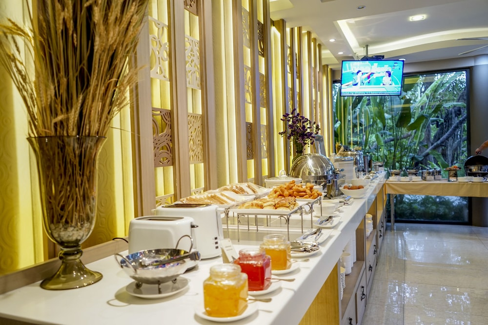 Rimnaam Klangchan Hotel 58/70