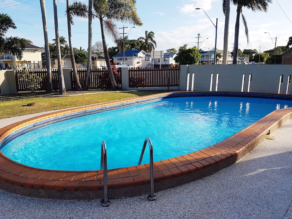 Miners Lodge Motor Inn 53/60