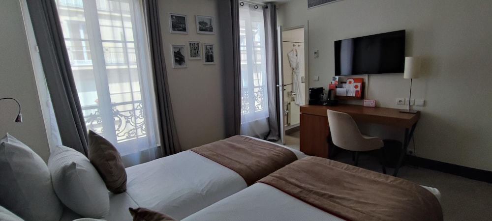 Elysees Bassano Hotel Formely Bw Hotel Elysees Bassa 12/81