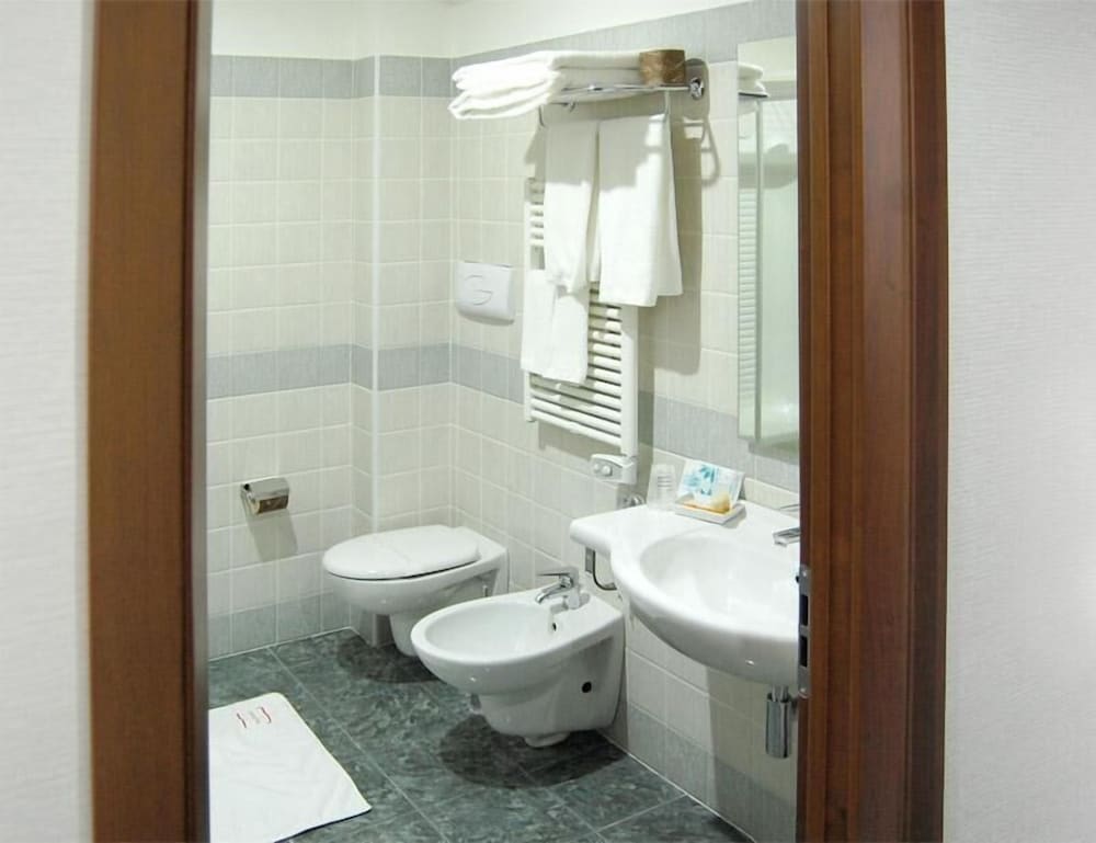Vea Resort Hotel 59/63
