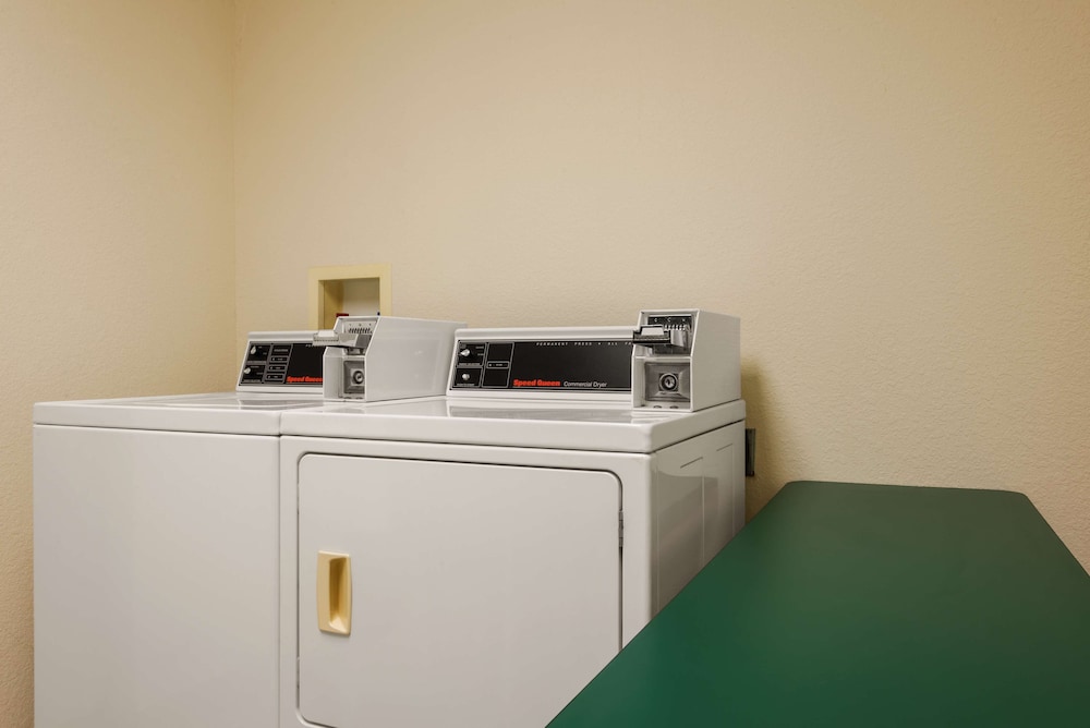 Country Inn Suites By Radisson Valdosta Ga 13/41