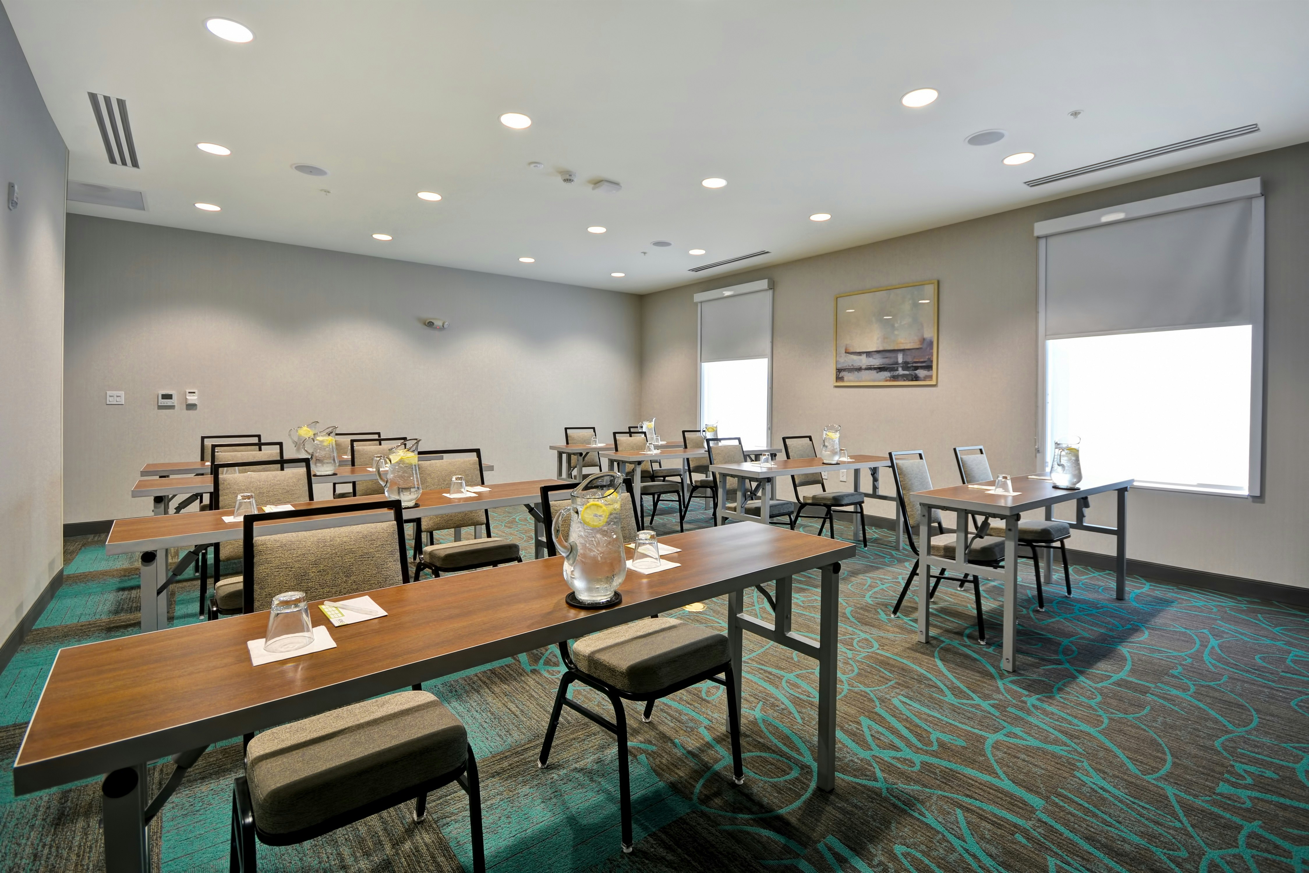 Home2 Suites By Hilton Queensbury Glens Falls 50/53