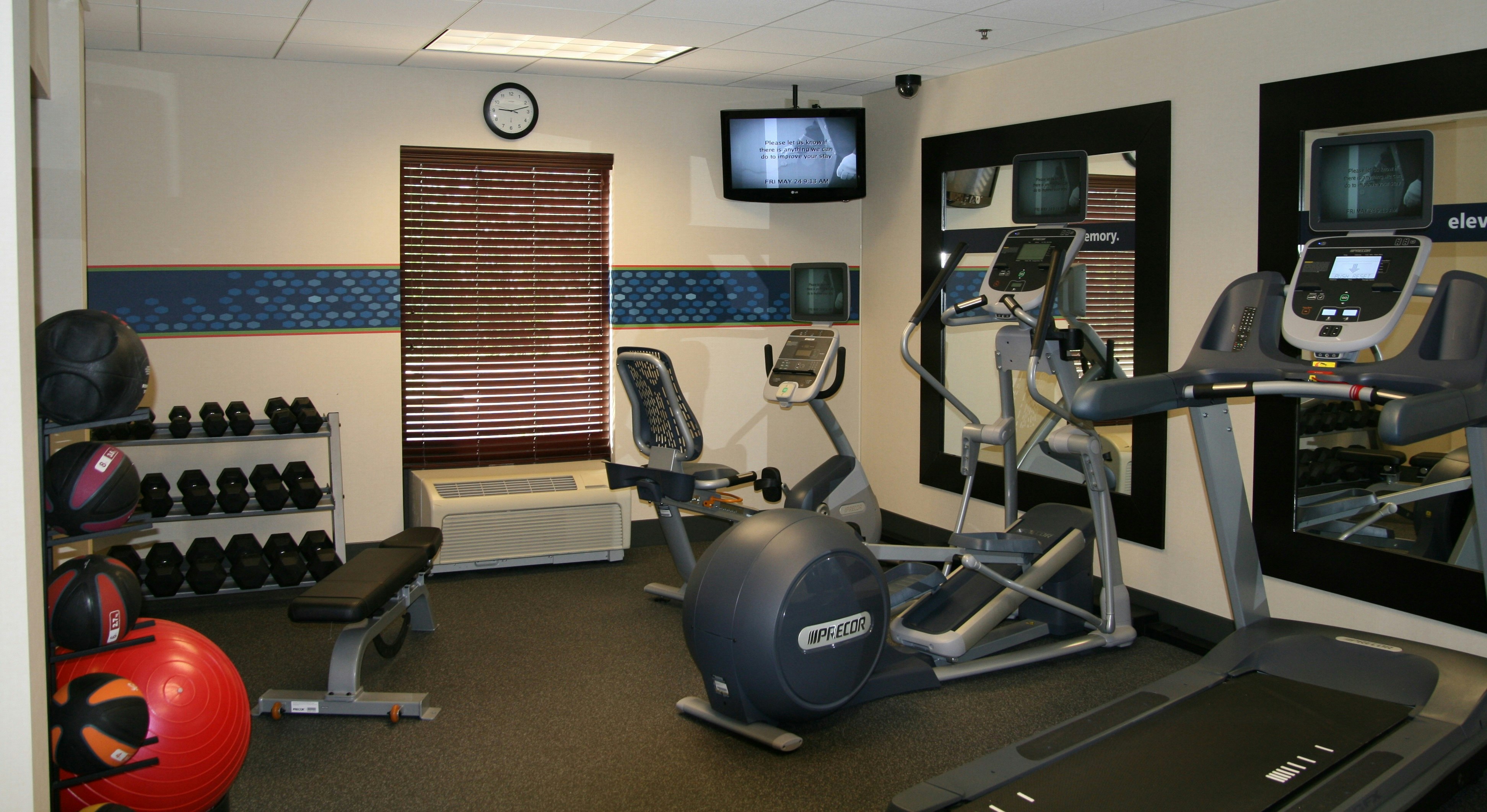 Hampton Inn Suites Bloomington Normal 29/48