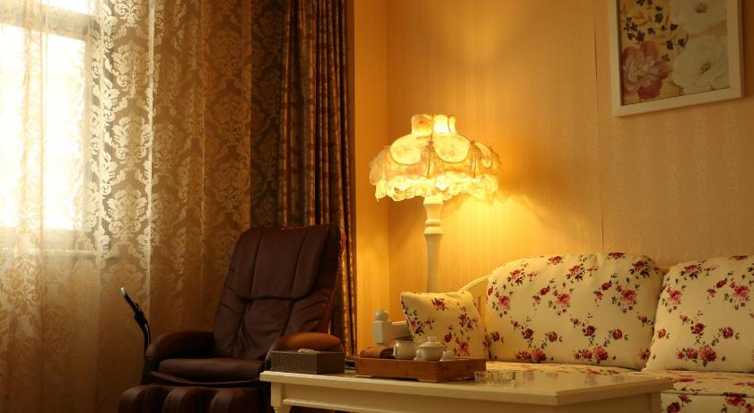Dayi Yiho Hotel 33/48
