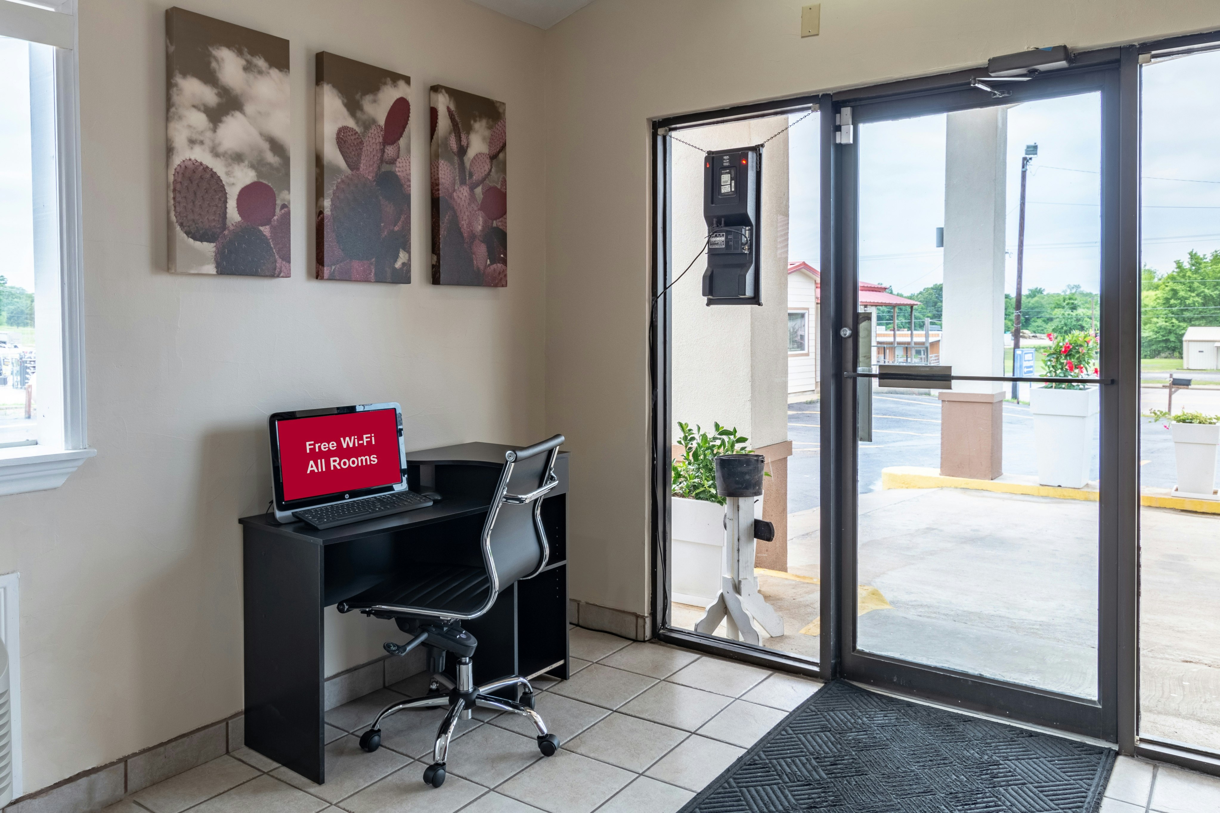 Americas Best Value Inn Buffalo Tx 15/17