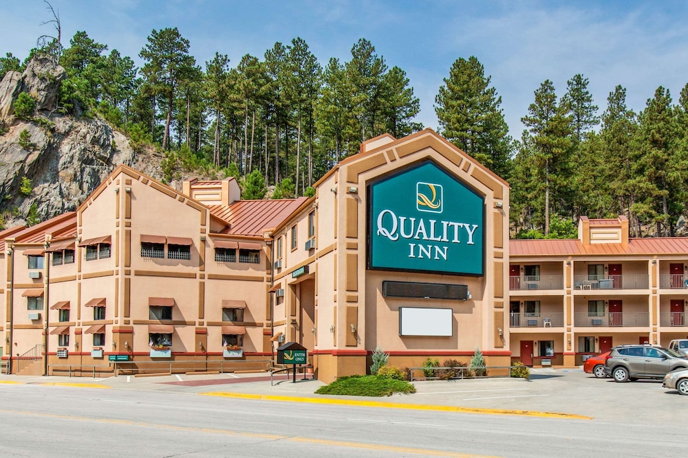 Quality Inn Keystone near Mount Rushmore 1/47