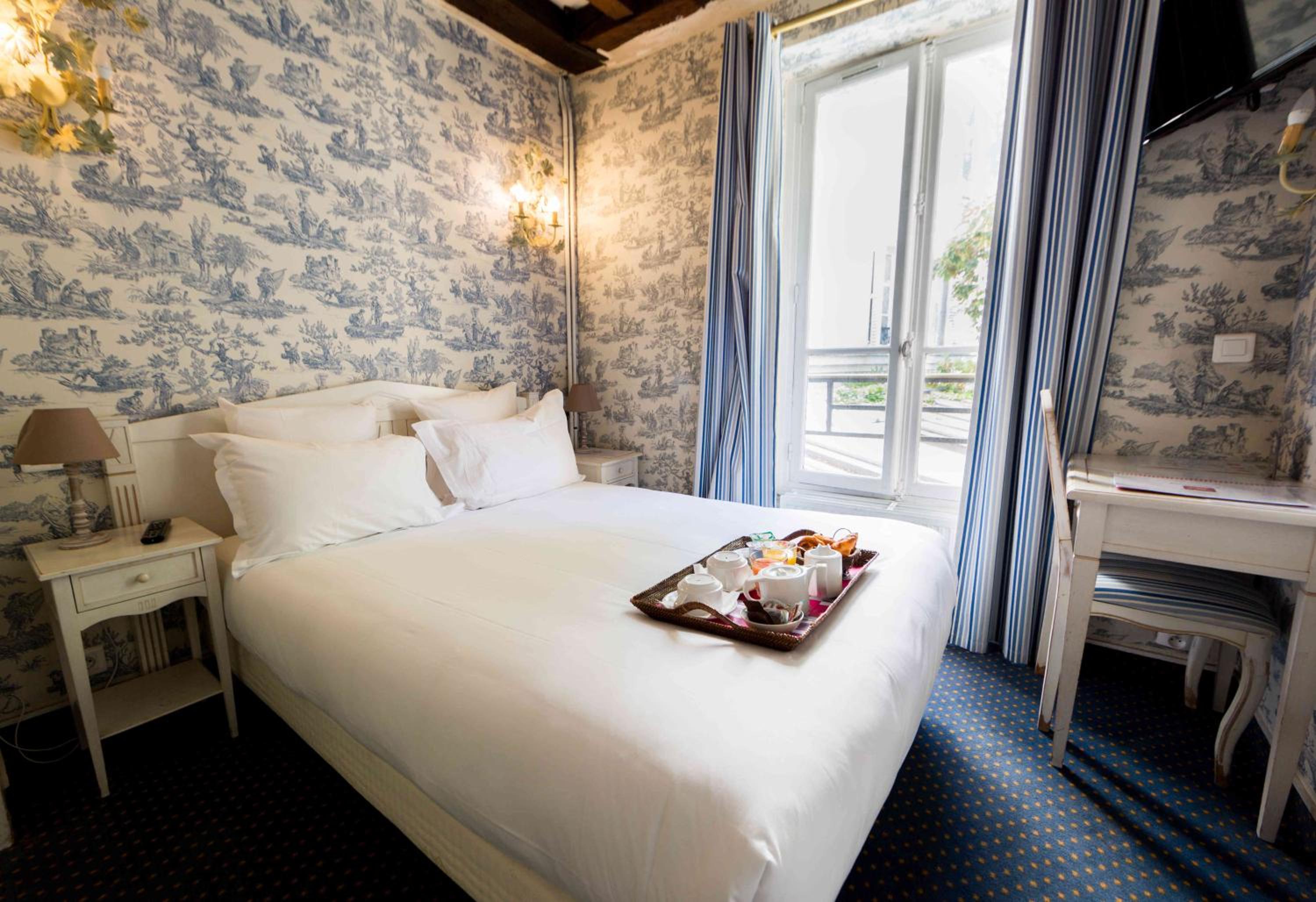 Standard, Double Bed