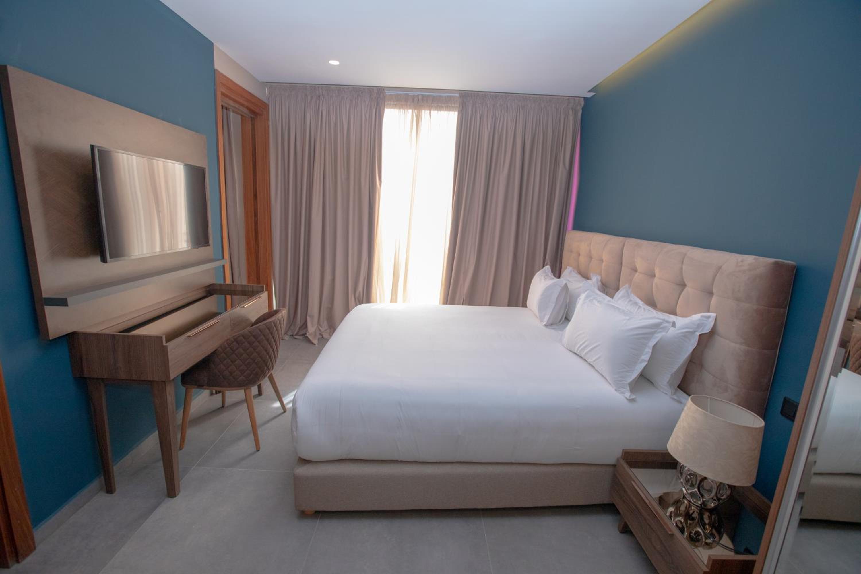 Address Hotel 14/50