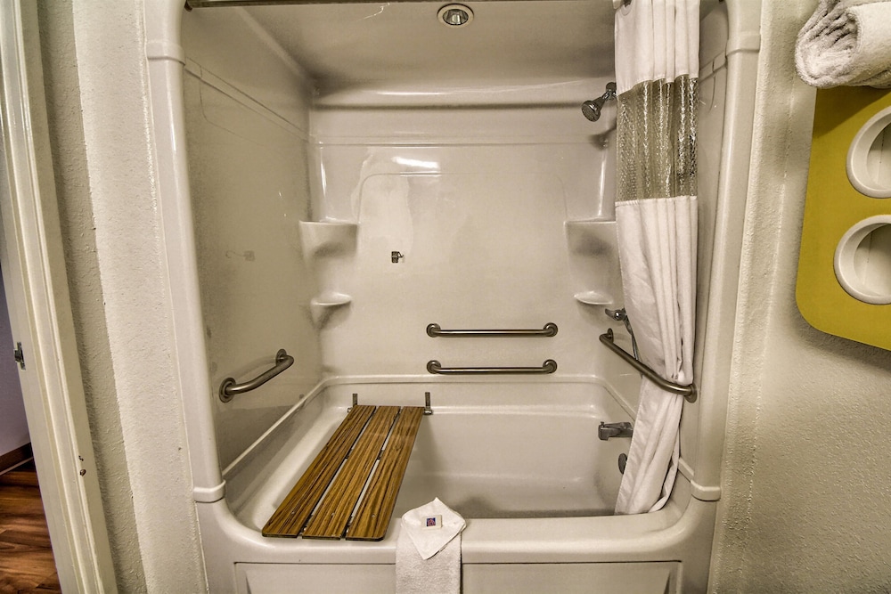 Motel6 Mission, TX 13/49