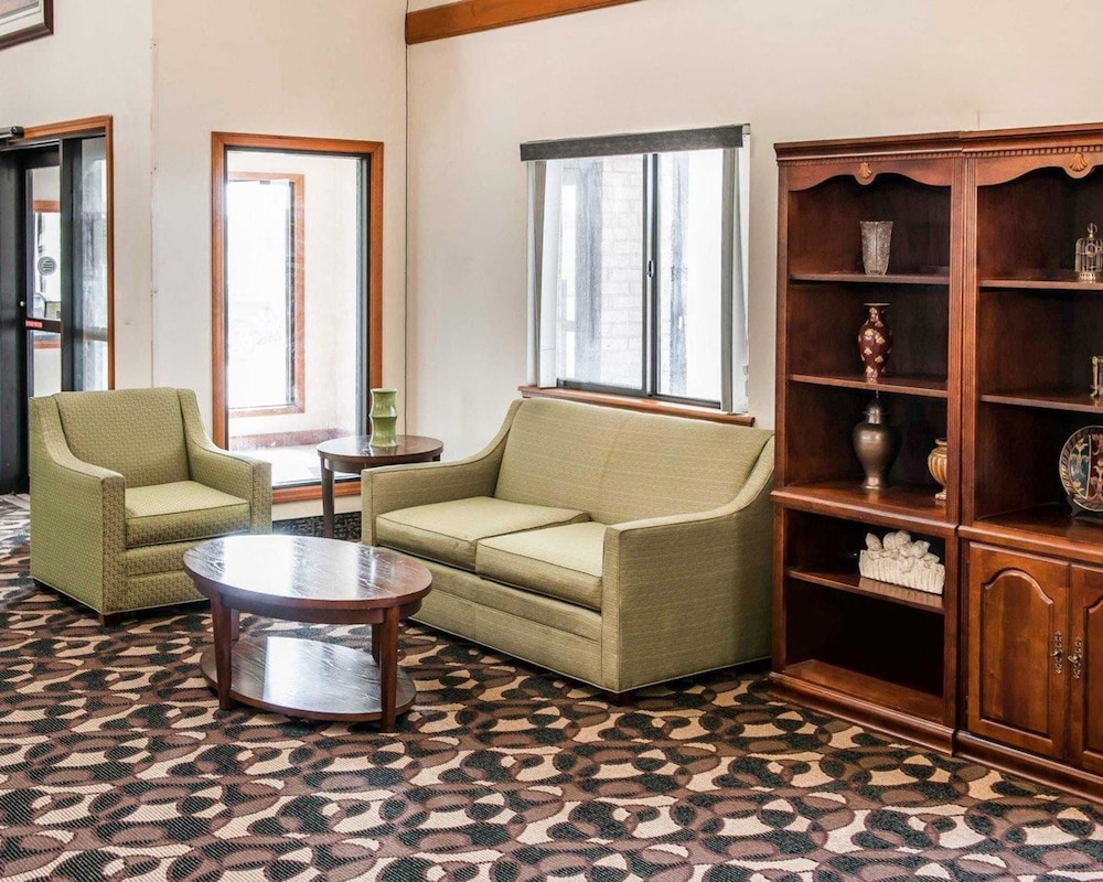 Quality Inn & Suites Lebanon I-65 20/38