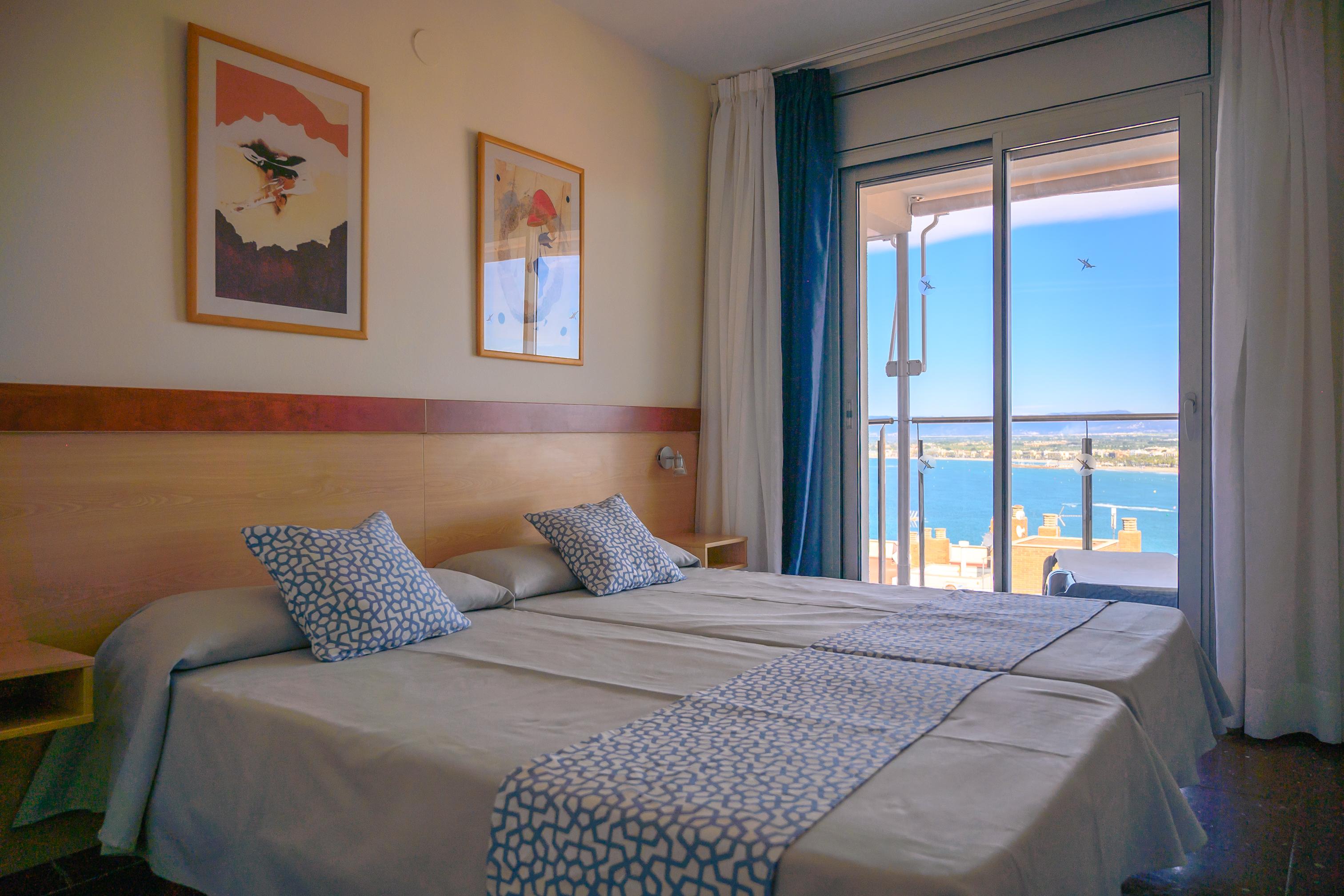 Studio, Triple, Sea View, Balcony or Terrace