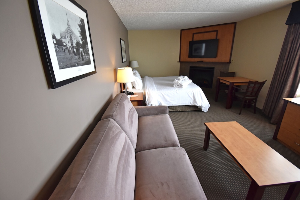Canad Inns Destination Centre Brandon 37/51