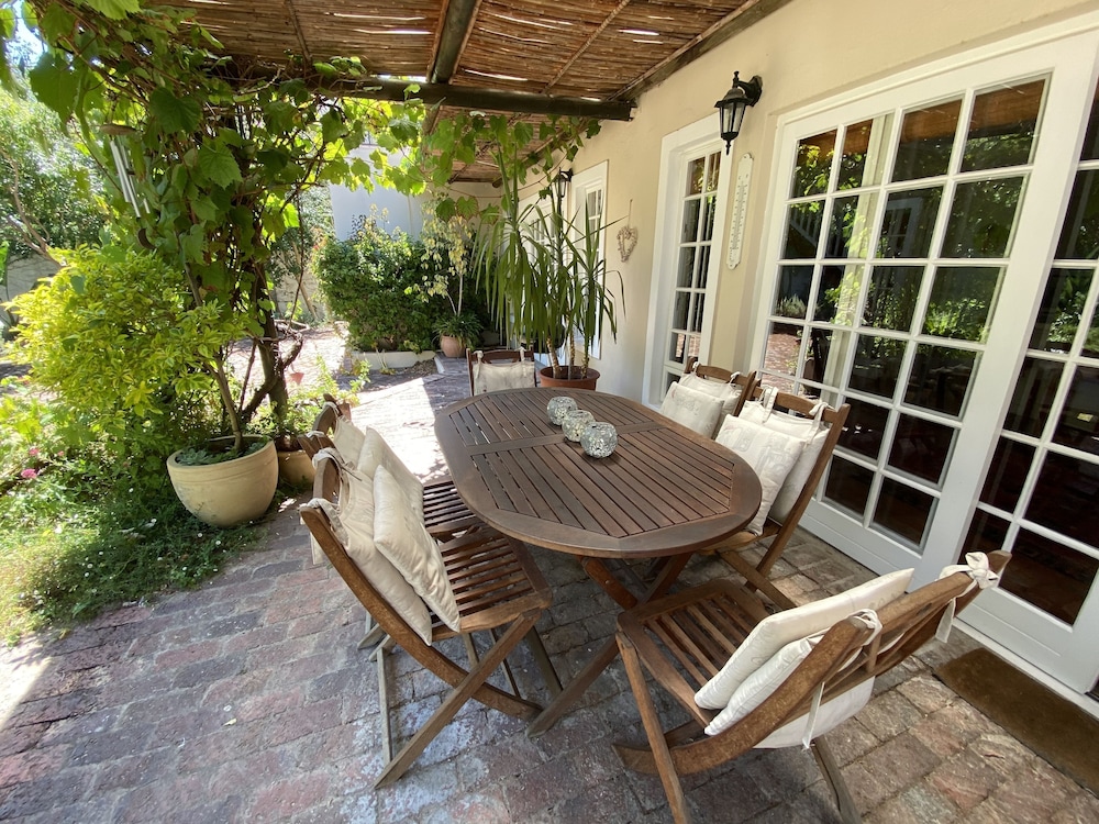 Jonquil Cottage 11/18
