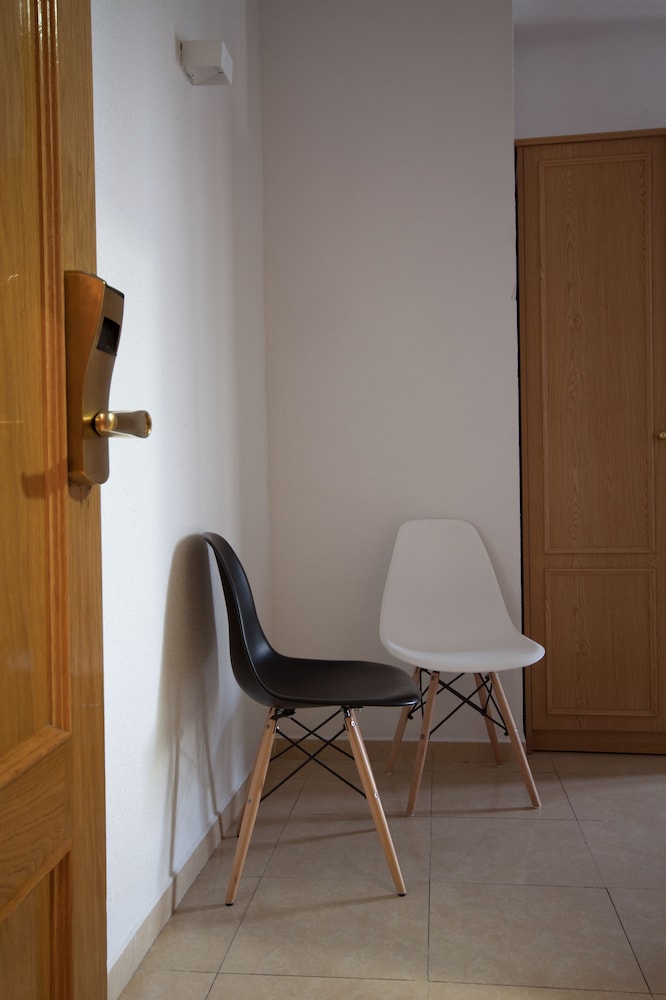 Hostal Josefina 58/73