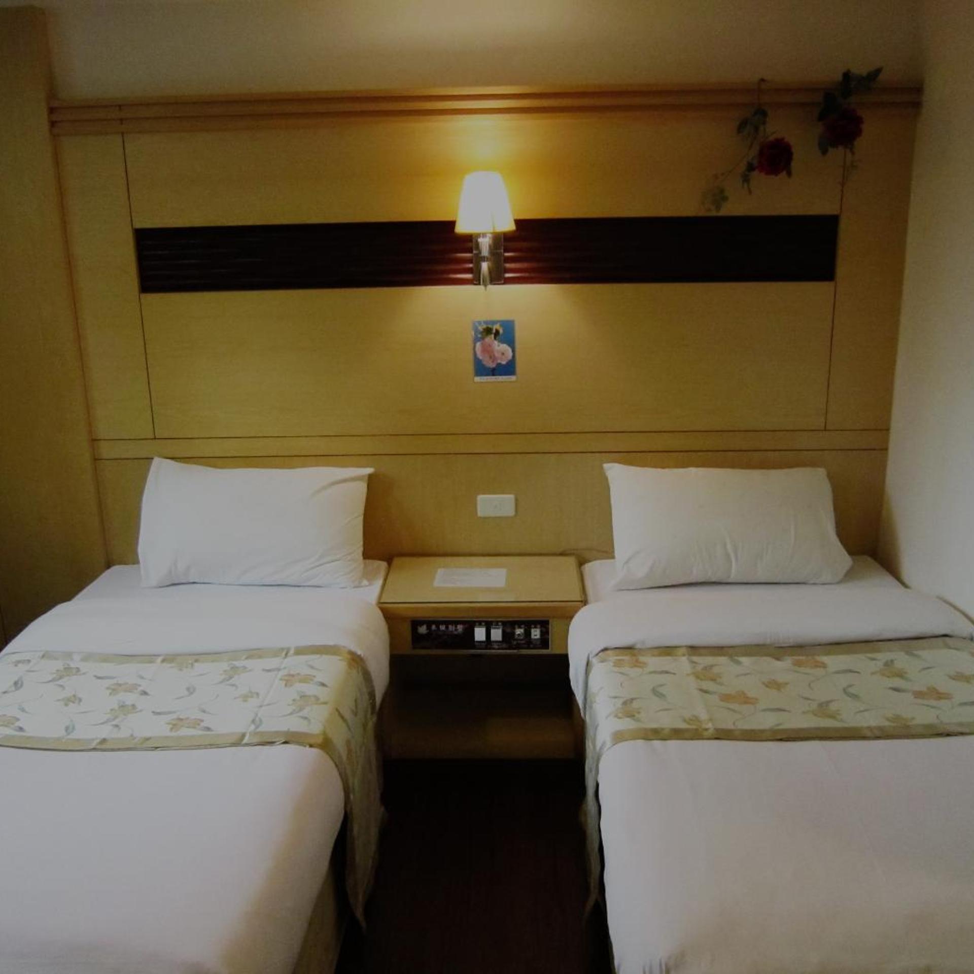 Gau Shan Ching Hotel 7/23