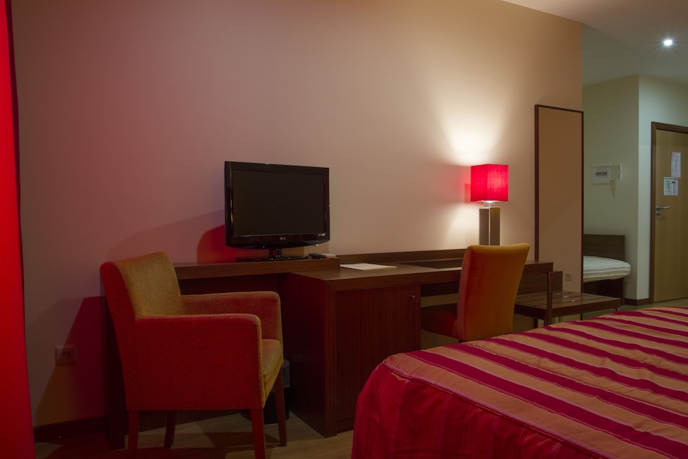HOTEL AGUIAR DA PENA 34/41