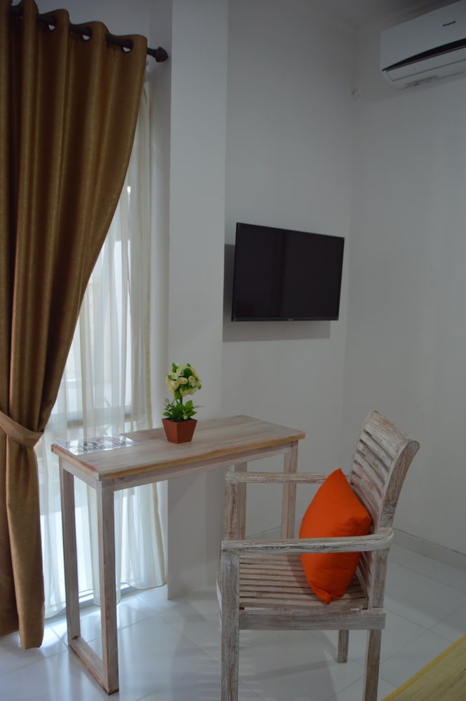Askara Guest House - Hostel 64/75