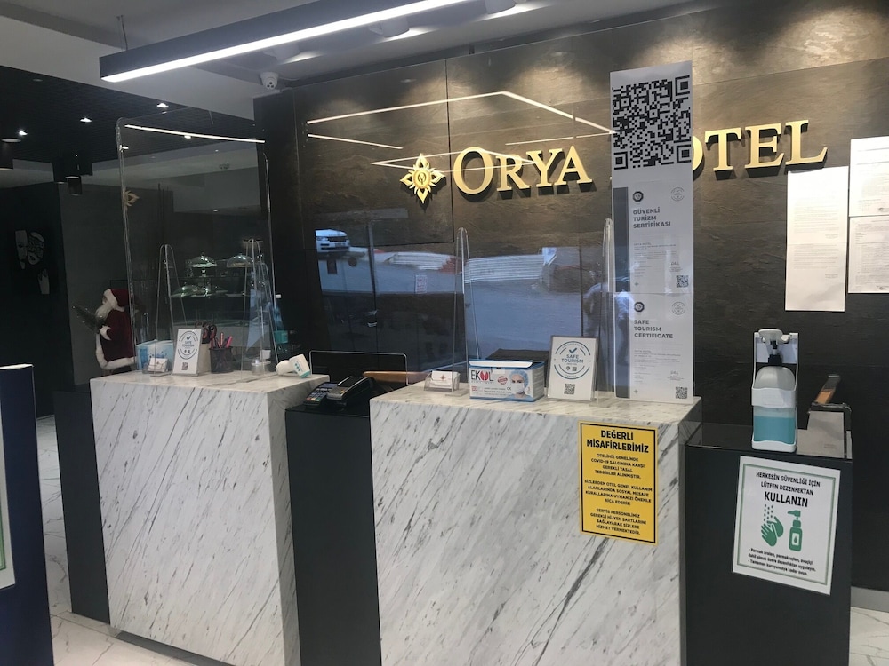 Orya Hotel 8/63