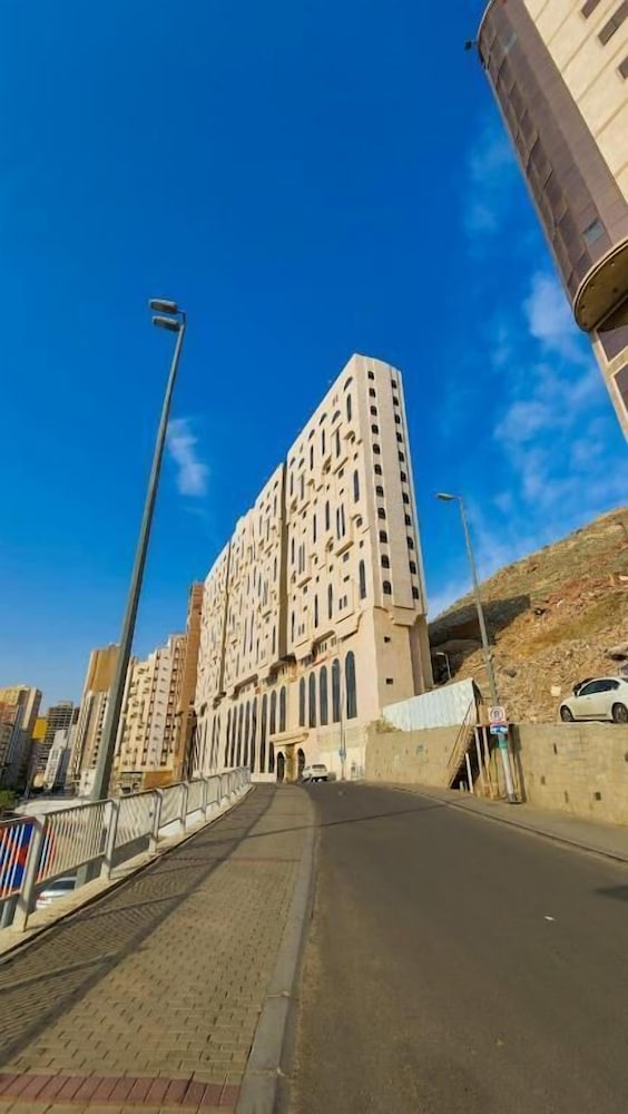 ميركيور جراند أم القرى(Misk Umm Al Qura Hotel) 35/38