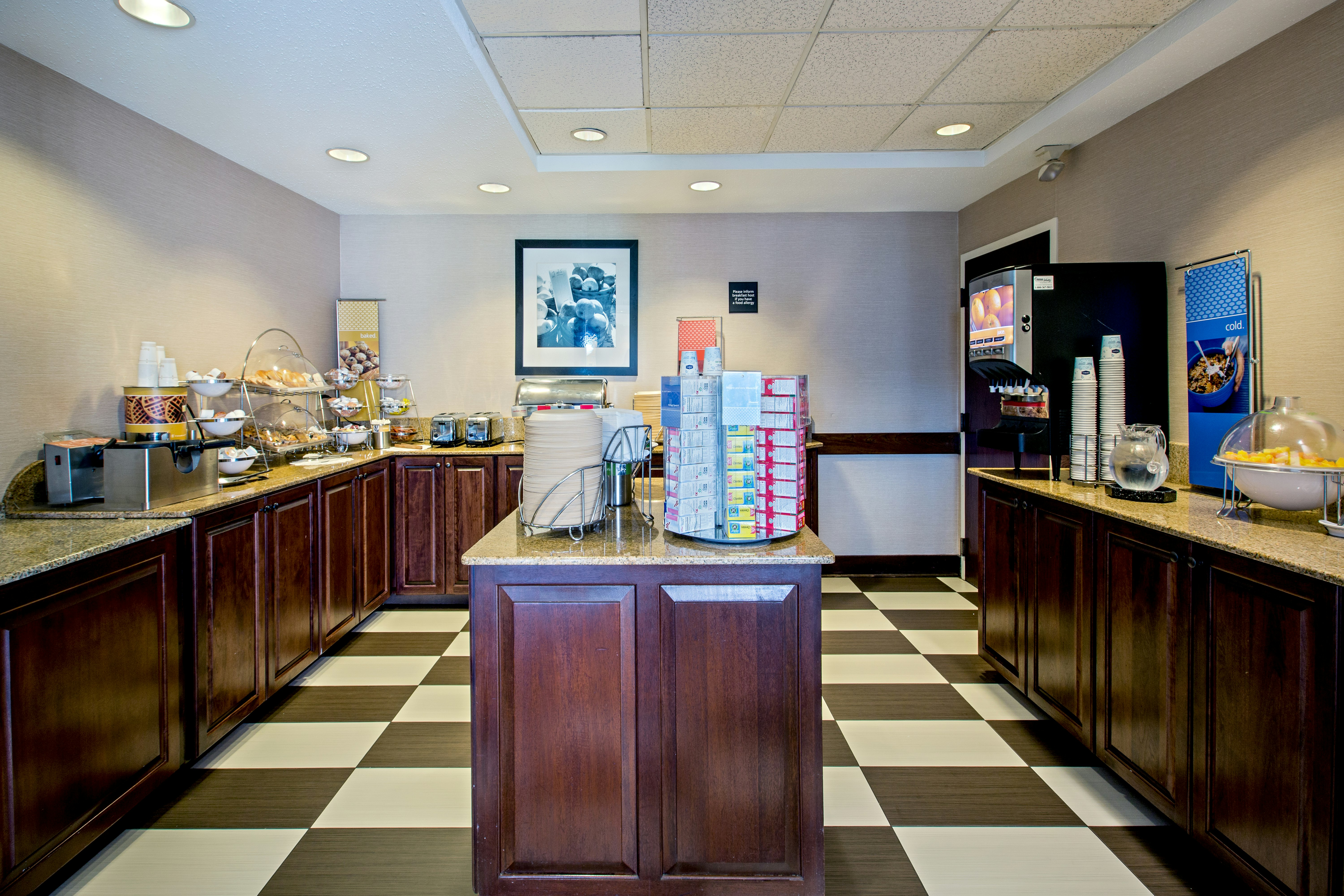 Hampton Inn West-Springfield 10/16
