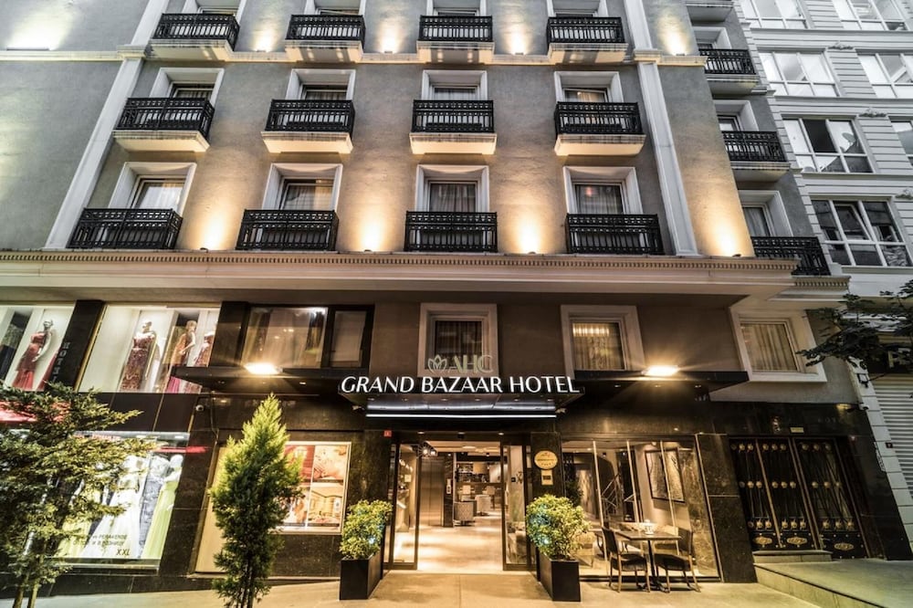 AHC Grand Bazaar Hotel 2/64
