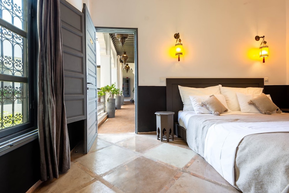 Riad 64 10/48