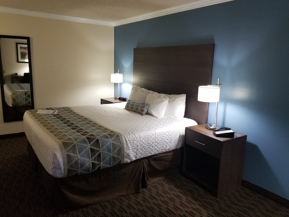 Best Western Airport Albuquerque Inn Suites Hotel & Suites 10/40
