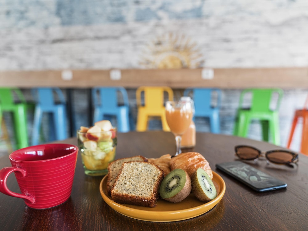 Ibis Styles Hyeres Rooftop & Spa 33/38