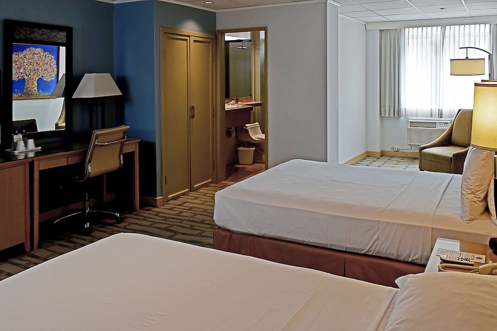 Grand Hotel Guayaquil, Ascend Hotel Collection 11/61