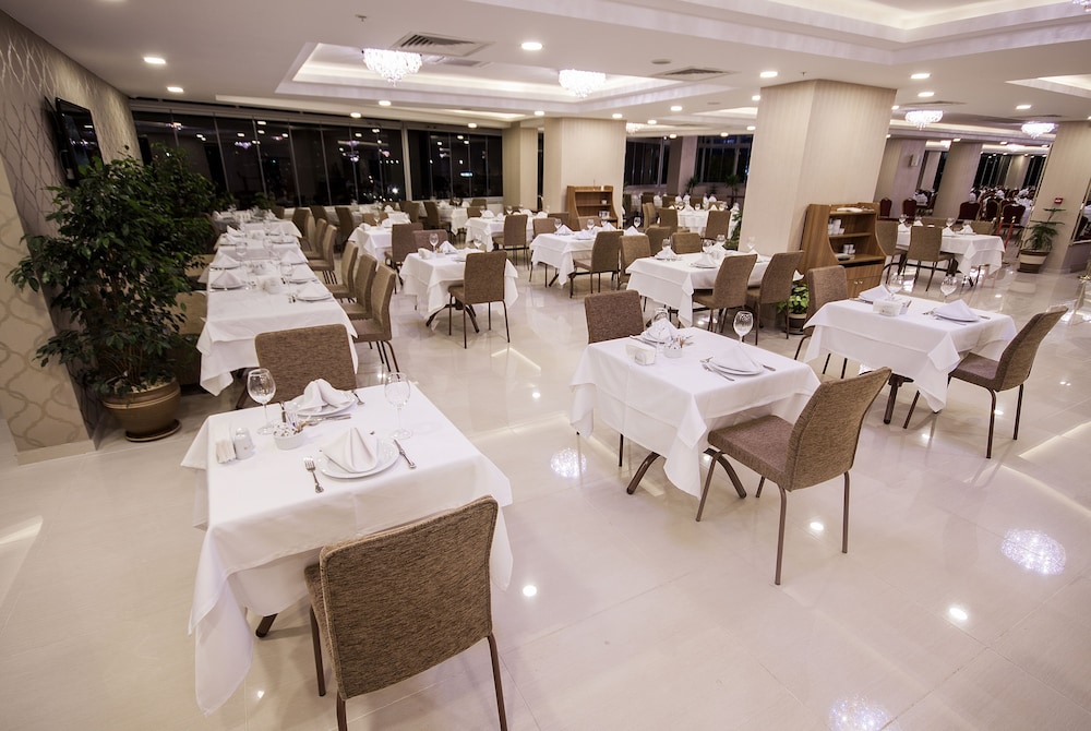 Golden Way Hotel Giyimkent 30/33