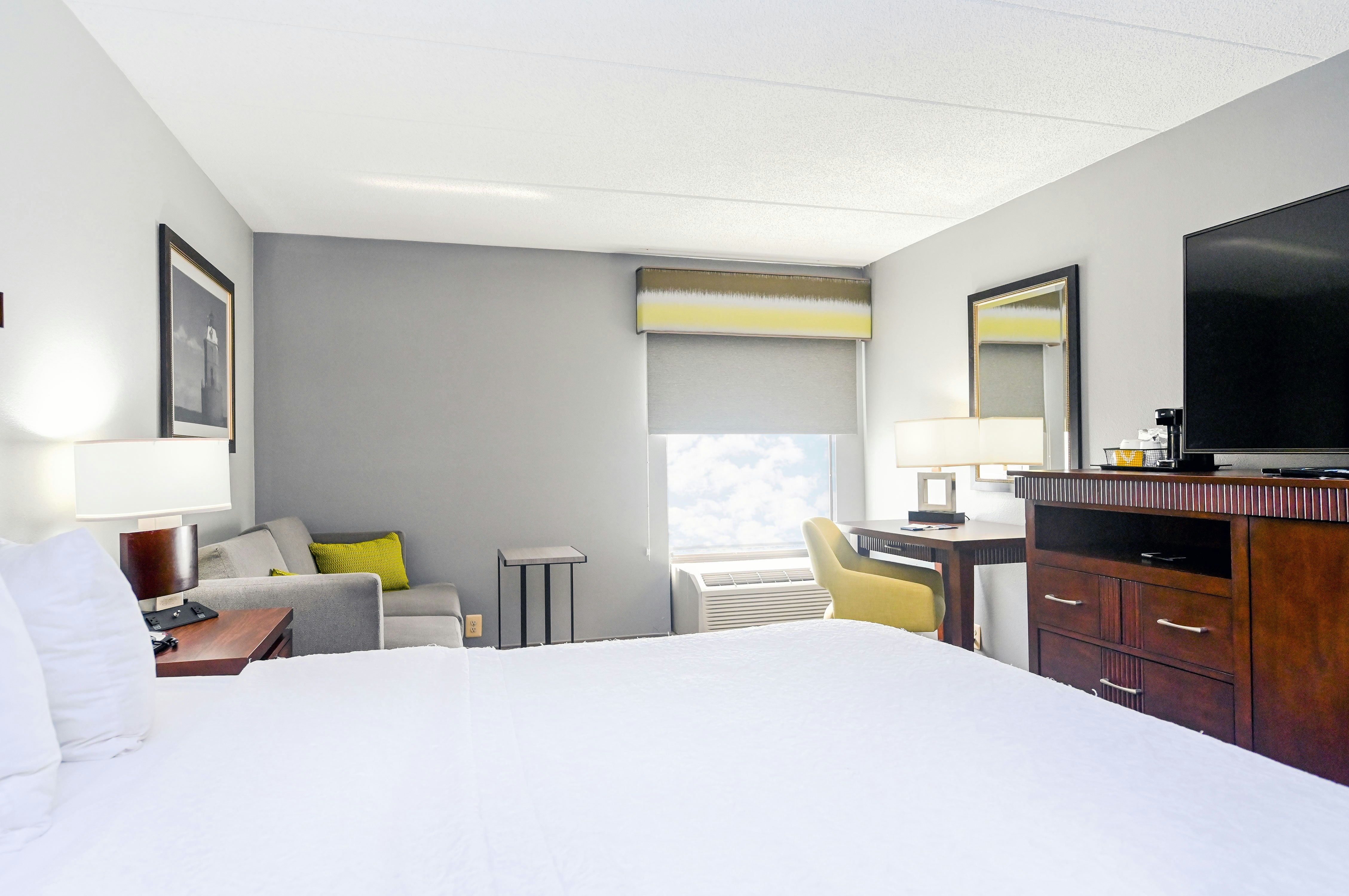Room, King Bed, Accessible