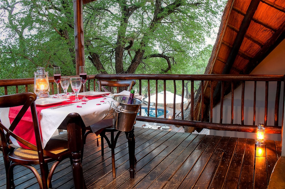 Mvuradona Safari Lodge 27/50