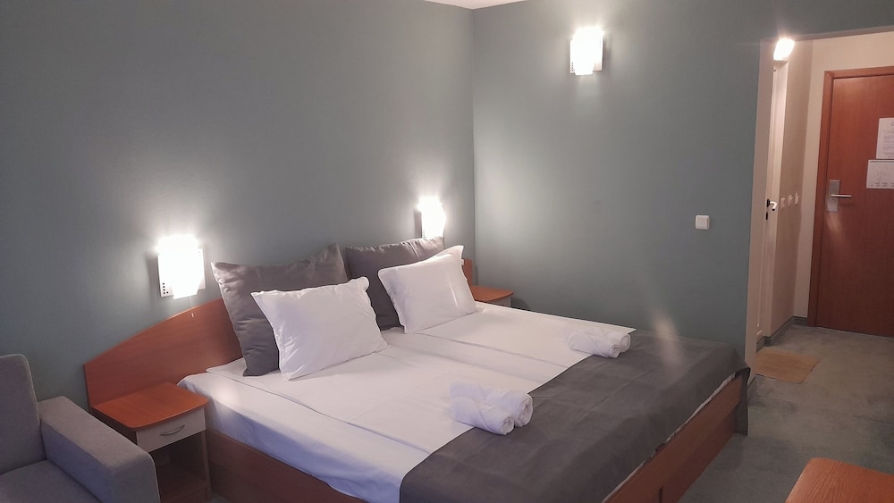 Hotel Saga 10/49