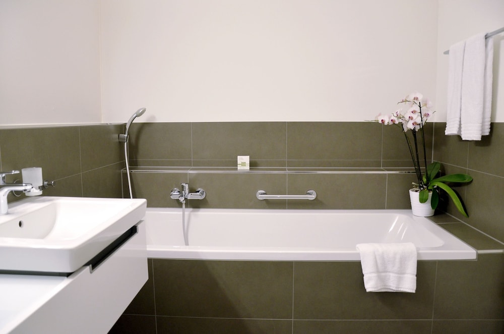 Hotel Swiss Star 22/59