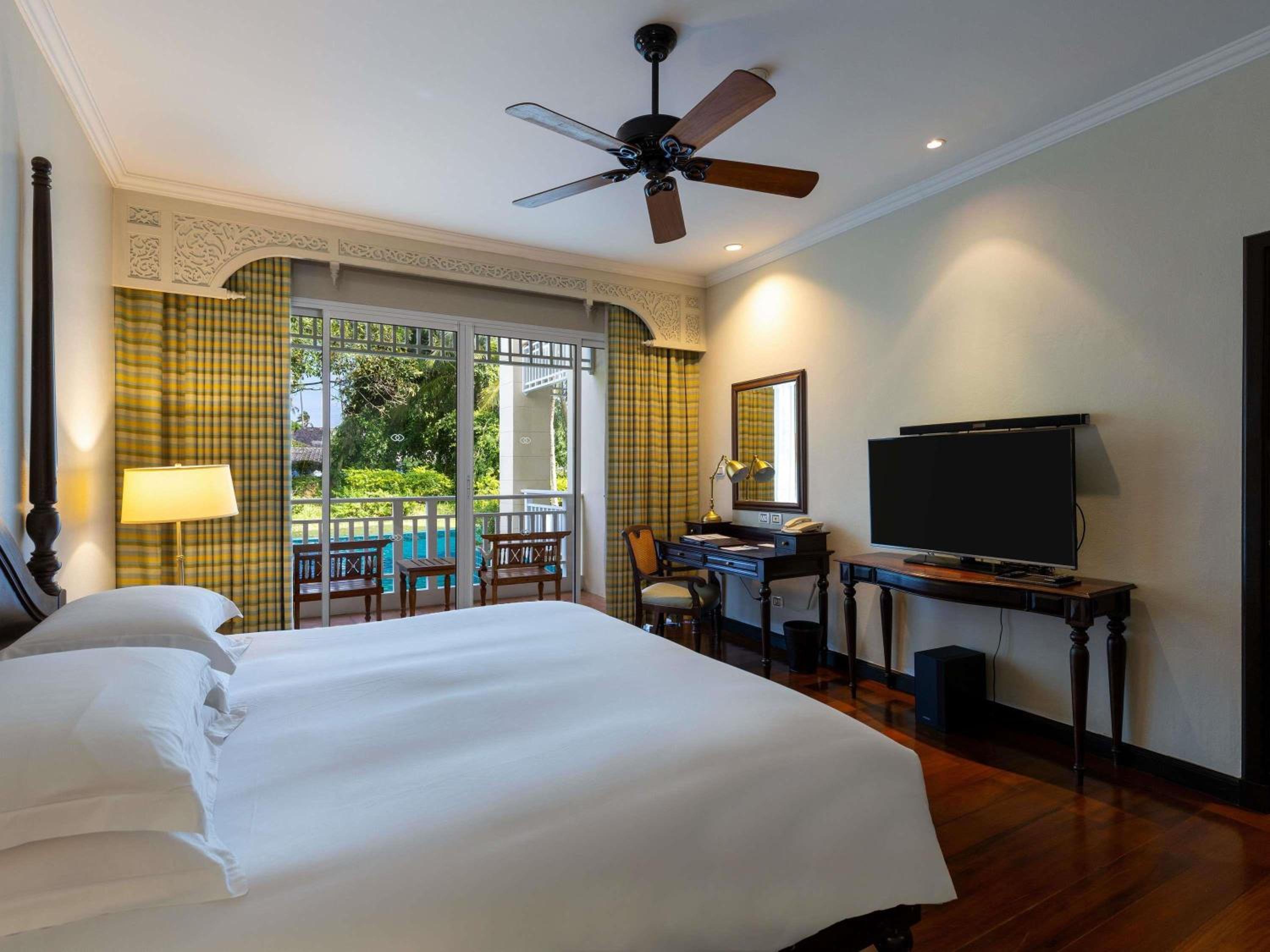 Grand, Lagoon, Suite, Single Bed