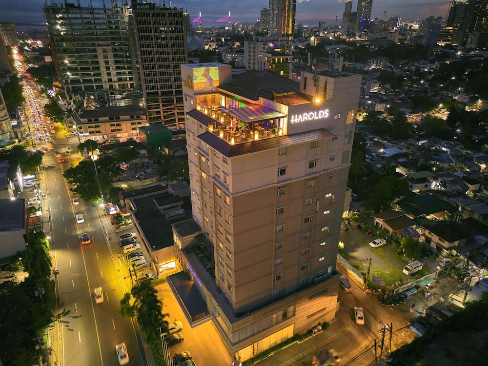 Harolds Hotel Cebu in CEBU