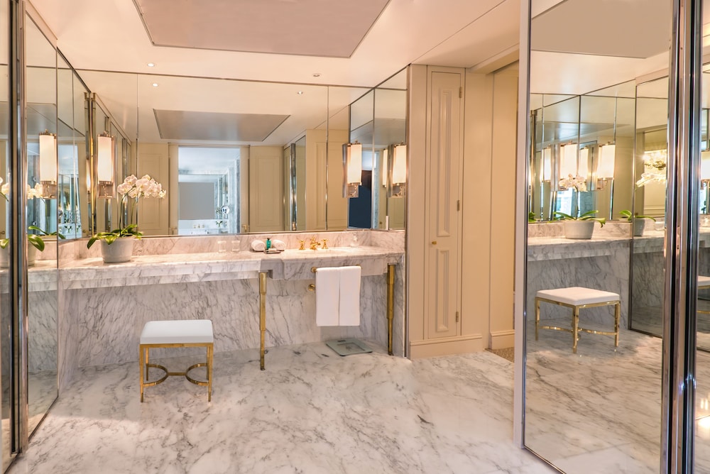 Lobby at Alvear Icon Hotel, BUENOS AIRES