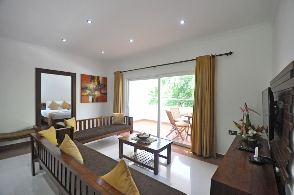 Yasad Luxury Beach Residence 24/50