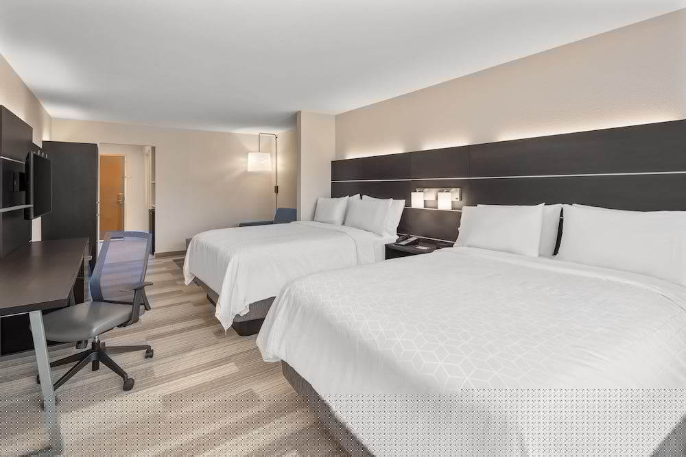 Holiday Inn Express Hotel Suites Hardeeville Hilton Head 26/68