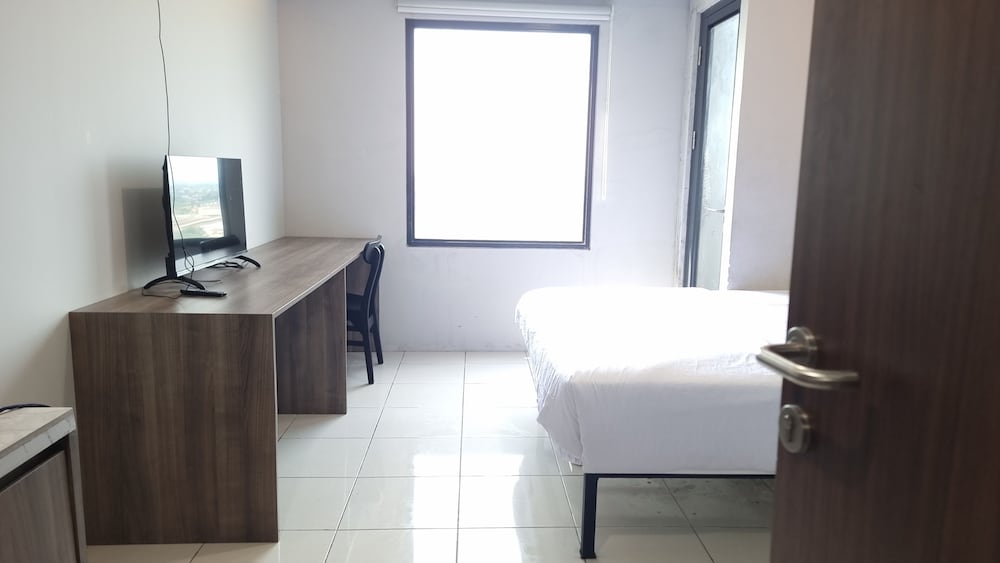 Hotel O cikarang at apartment Riverdale 48/48
