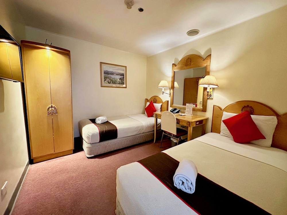 Palladium Suites 34/49